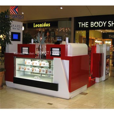 Arddangos cosmetig coch masnachol